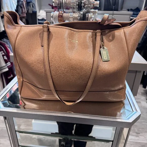 Coach bag - Picture 1 of 6